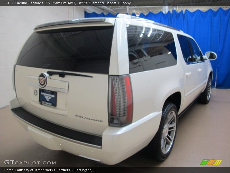 White Diamond Tricoat / Ebony 2013 Cadillac Escalade ESV Premium AWD