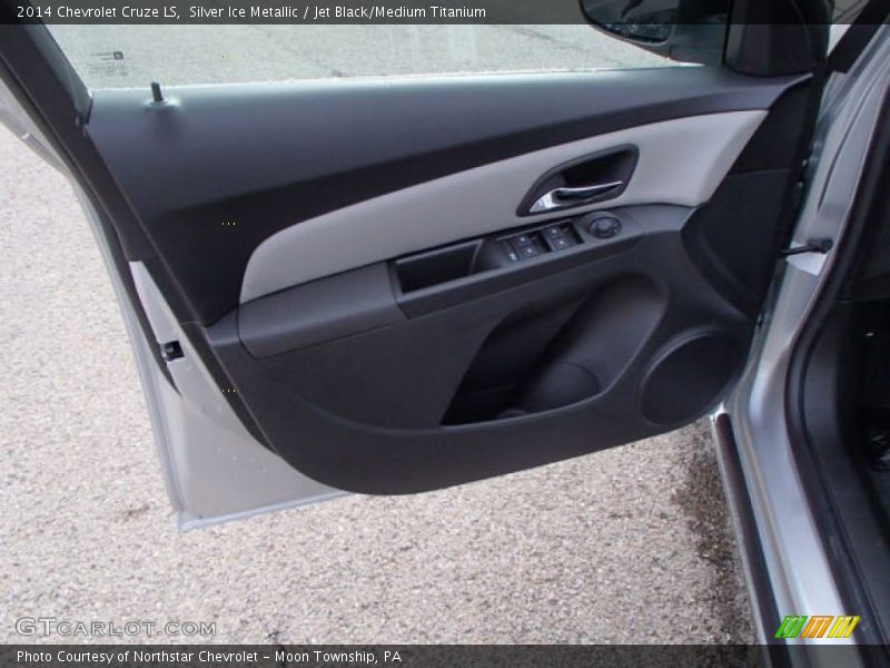Silver Ice Metallic / Jet Black/Medium Titanium 2014 Chevrolet Cruze LS