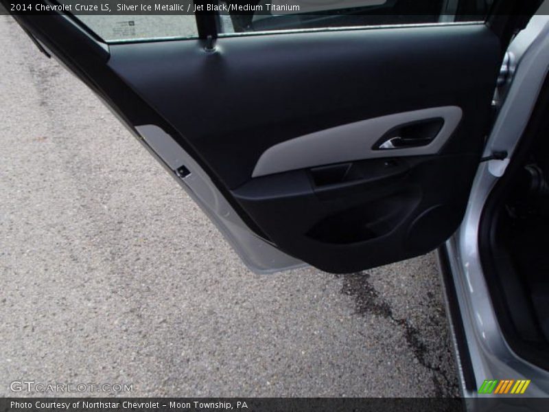 Silver Ice Metallic / Jet Black/Medium Titanium 2014 Chevrolet Cruze LS