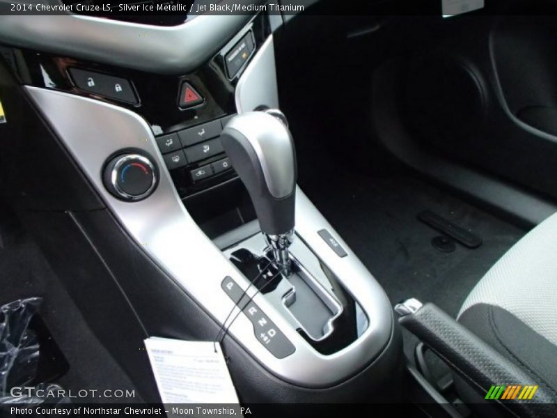 Silver Ice Metallic / Jet Black/Medium Titanium 2014 Chevrolet Cruze LS