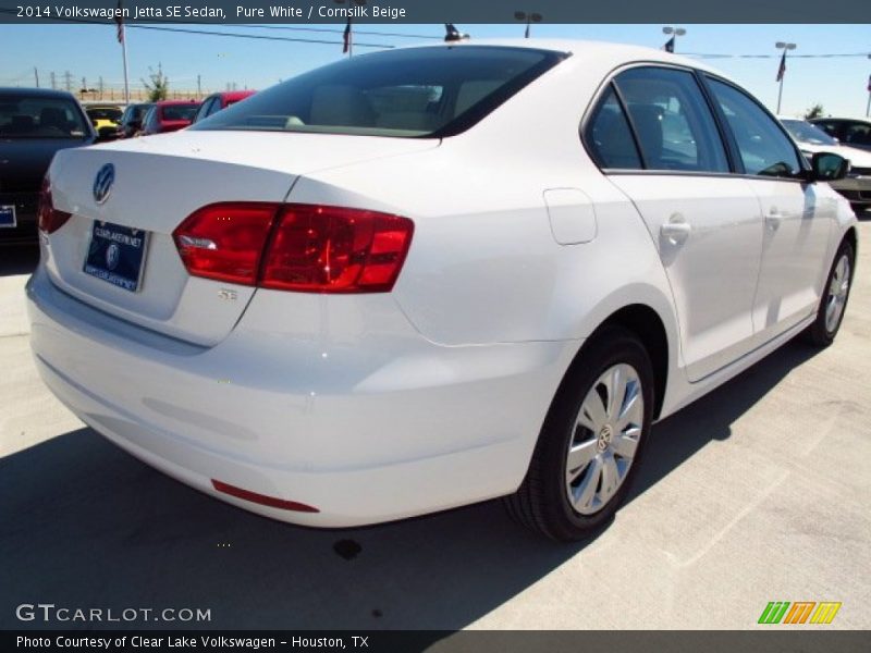 Pure White / Cornsilk Beige 2014 Volkswagen Jetta SE Sedan