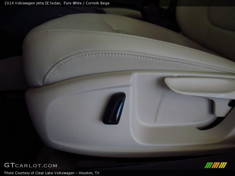 Pure White / Cornsilk Beige 2014 Volkswagen Jetta SE Sedan