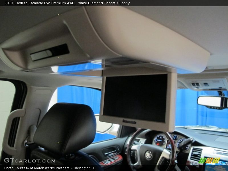 White Diamond Tricoat / Ebony 2013 Cadillac Escalade ESV Premium AWD