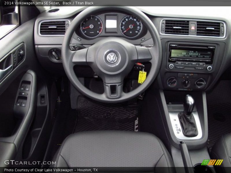 Dashboard of 2014 Jetta SE Sedan