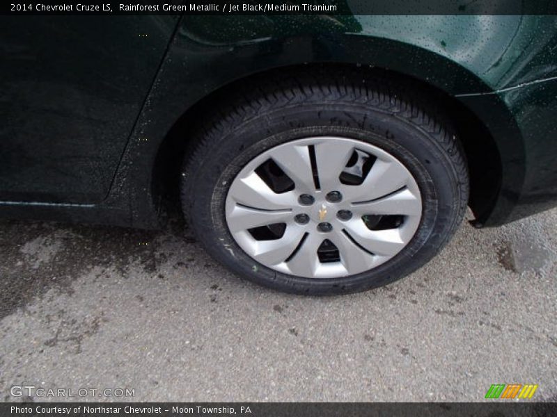 Rainforest Green Metallic / Jet Black/Medium Titanium 2014 Chevrolet Cruze LS