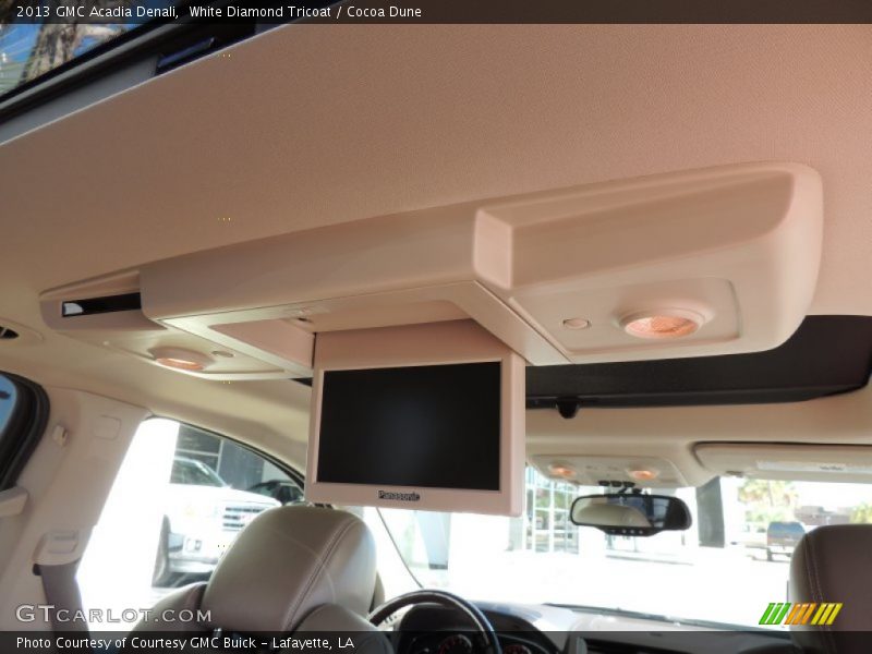 White Diamond Tricoat / Cocoa Dune 2013 GMC Acadia Denali
