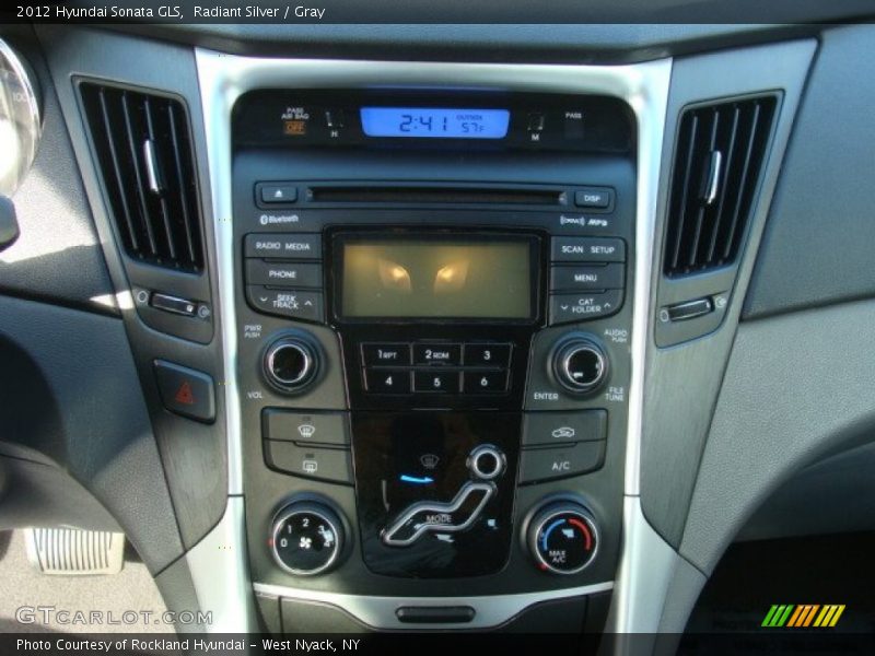 Radiant Silver / Gray 2012 Hyundai Sonata GLS