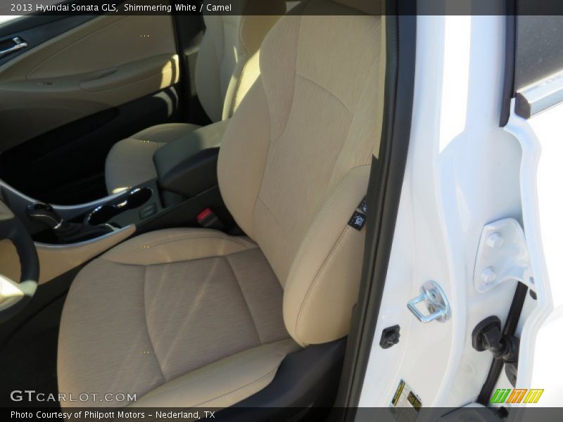 Shimmering White / Camel 2013 Hyundai Sonata GLS