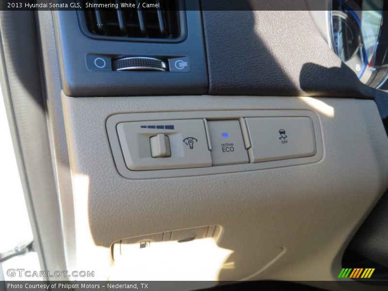 Shimmering White / Camel 2013 Hyundai Sonata GLS