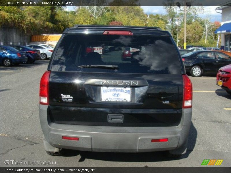 Black Onyx / Gray 2004 Saturn VUE V6