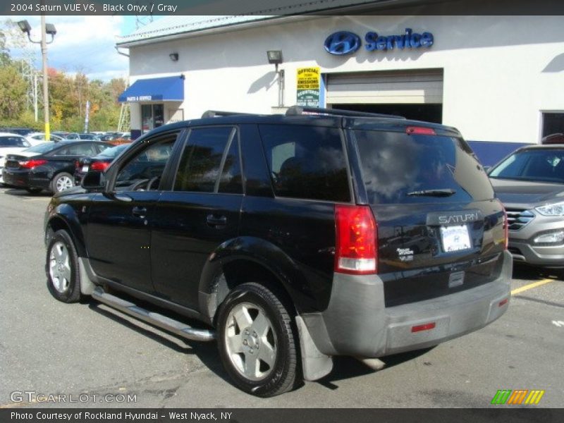 Black Onyx / Gray 2004 Saturn VUE V6