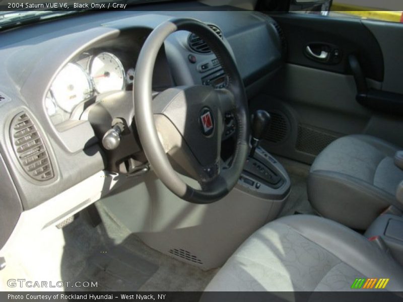 Black Onyx / Gray 2004 Saturn VUE V6