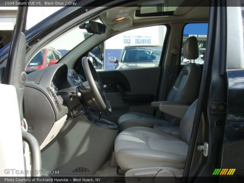 Black Onyx / Gray 2004 Saturn VUE V6
