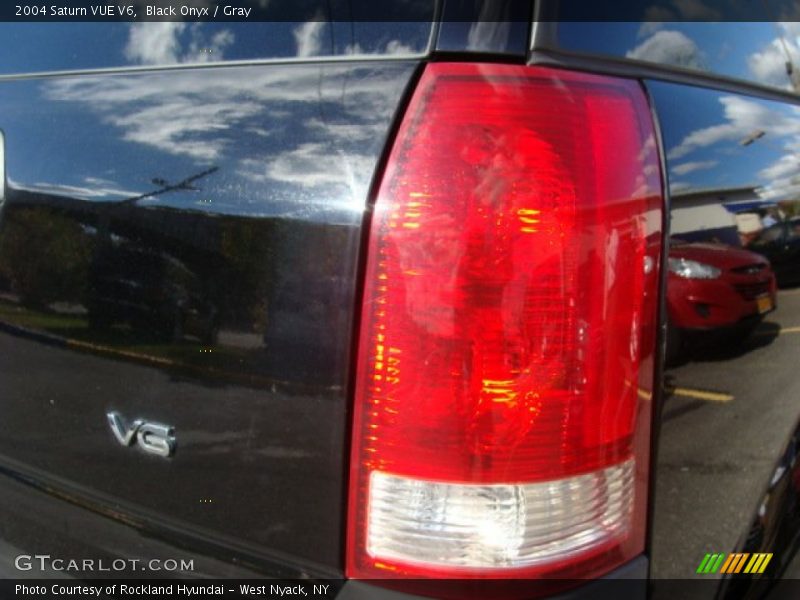 Black Onyx / Gray 2004 Saturn VUE V6