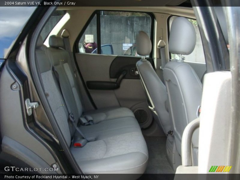 Black Onyx / Gray 2004 Saturn VUE V6