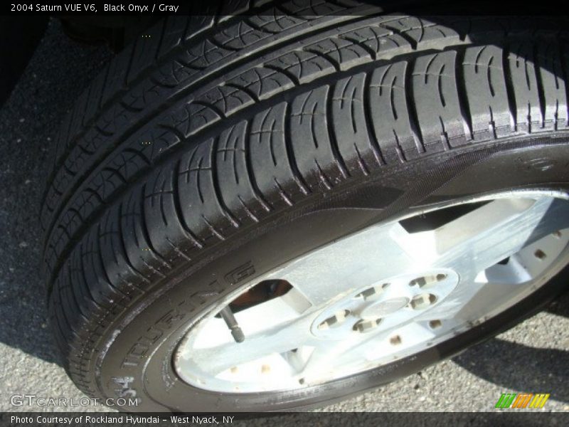 Black Onyx / Gray 2004 Saturn VUE V6