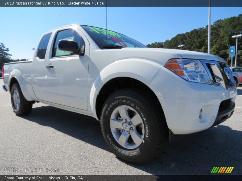 Front 3/4 View of 2013 Frontier SV King Cab