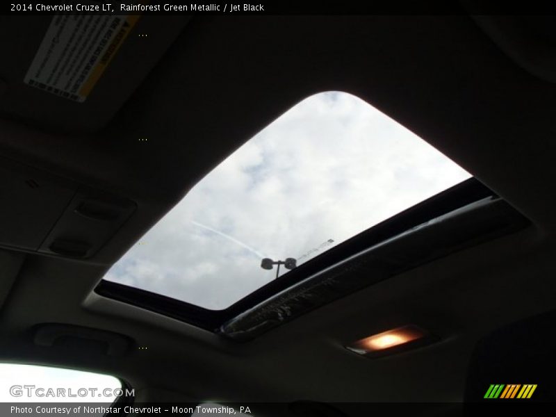 Rainforest Green Metallic / Jet Black 2014 Chevrolet Cruze LT