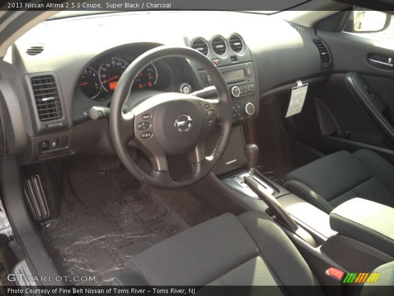 Super Black / Charcoal 2013 Nissan Altima 2.5 S Coupe