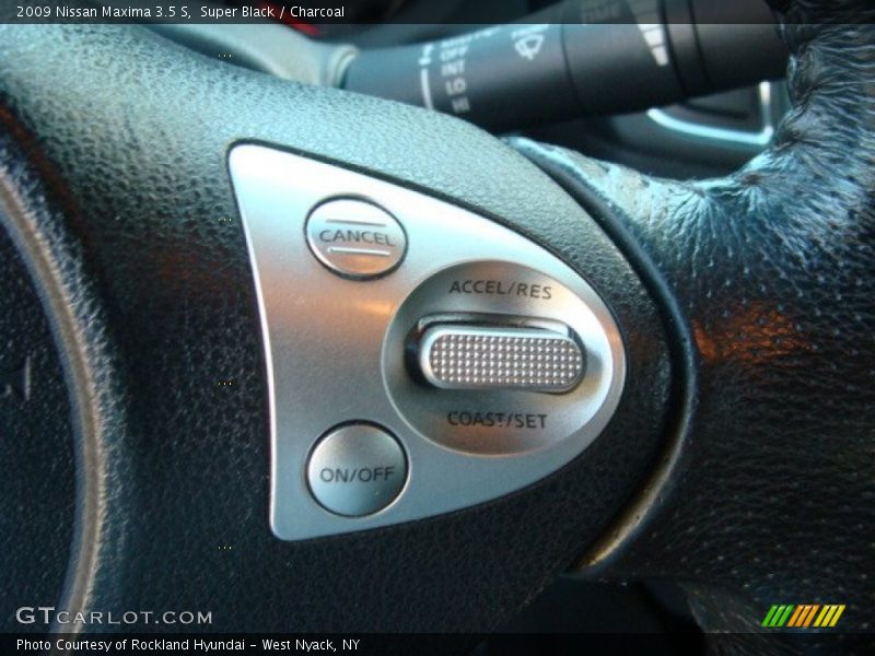 Super Black / Charcoal 2009 Nissan Maxima 3.5 S