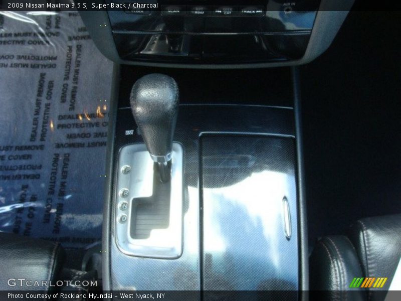 Super Black / Charcoal 2009 Nissan Maxima 3.5 S