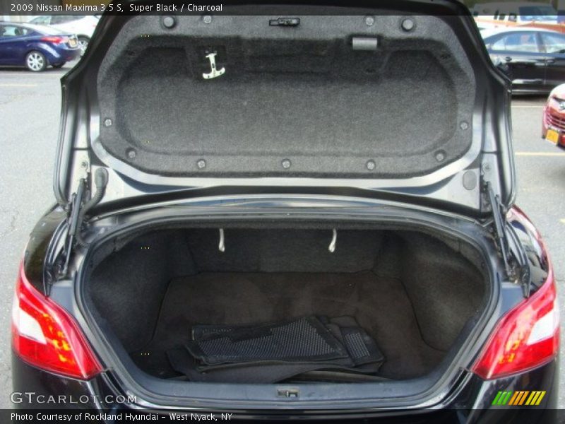 Super Black / Charcoal 2009 Nissan Maxima 3.5 S