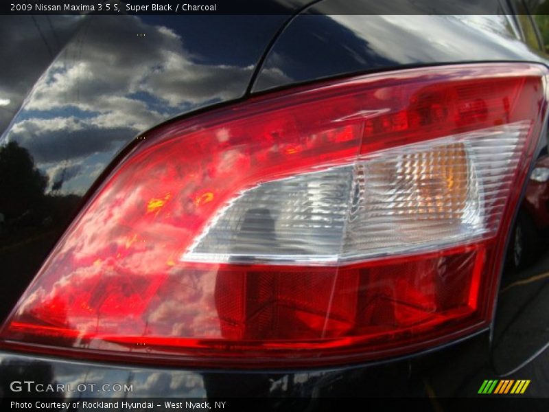Super Black / Charcoal 2009 Nissan Maxima 3.5 S