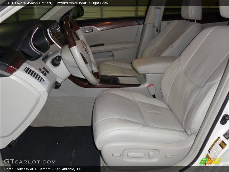 Blizzard White Pearl / Light Gray 2011 Toyota Avalon Limited