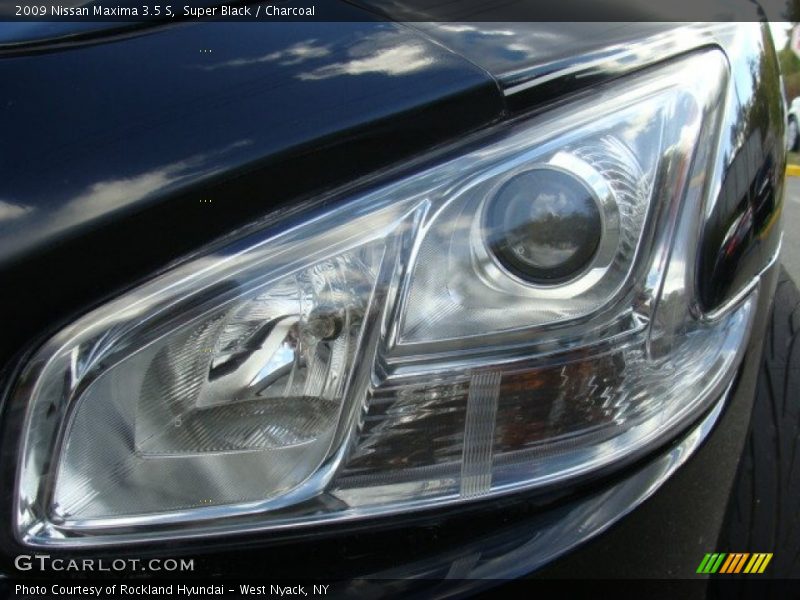 Super Black / Charcoal 2009 Nissan Maxima 3.5 S