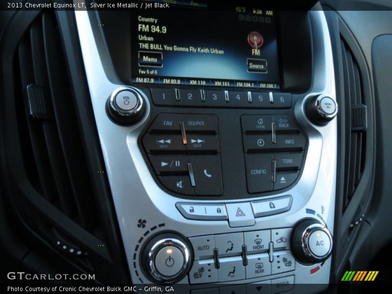 Silver Ice Metallic / Jet Black 2013 Chevrolet Equinox LT