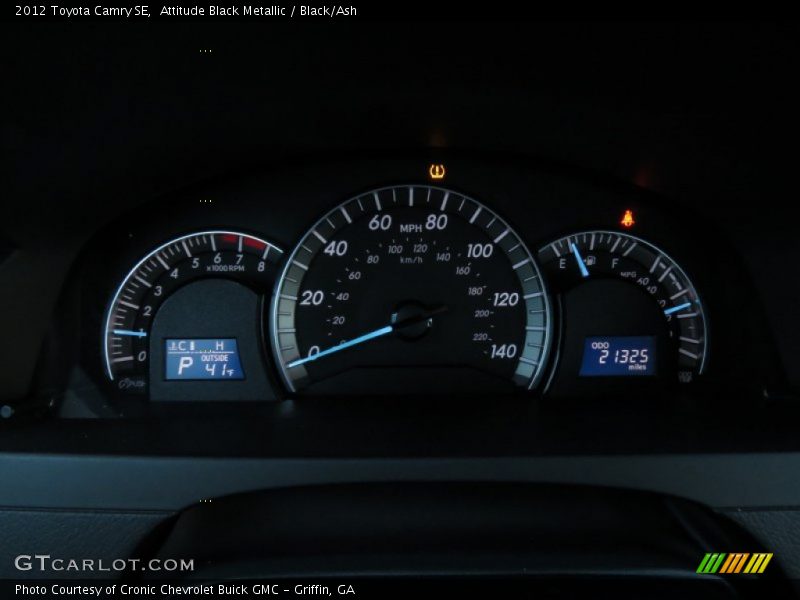 Attitude Black Metallic / Black/Ash 2012 Toyota Camry SE