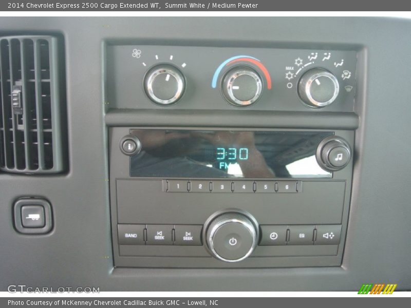 Summit White / Medium Pewter 2014 Chevrolet Express 2500 Cargo Extended WT