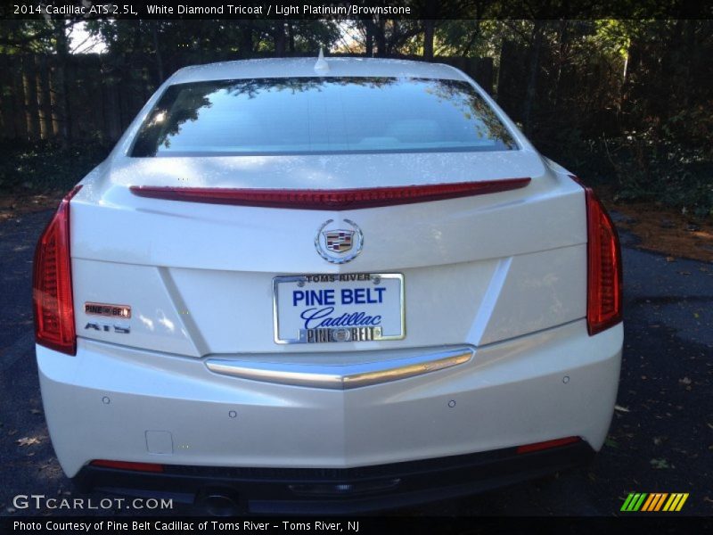 White Diamond Tricoat / Light Platinum/Brownstone 2014 Cadillac ATS 2.5L