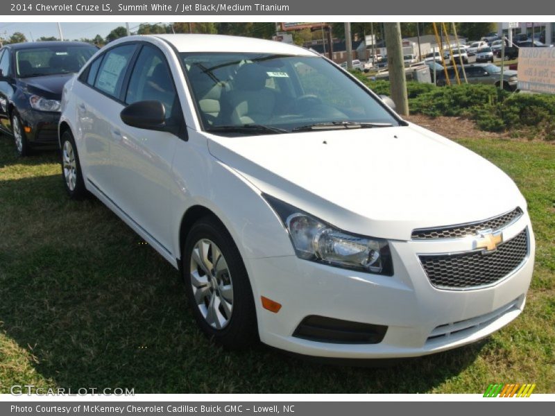 Summit White / Jet Black/Medium Titanium 2014 Chevrolet Cruze LS
