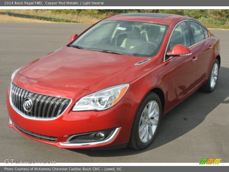 Front 3/4 View of 2014 Regal FWD