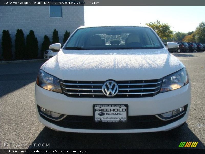 Candy White / Moonrock Gray 2012 Volkswagen Passat TDI SE