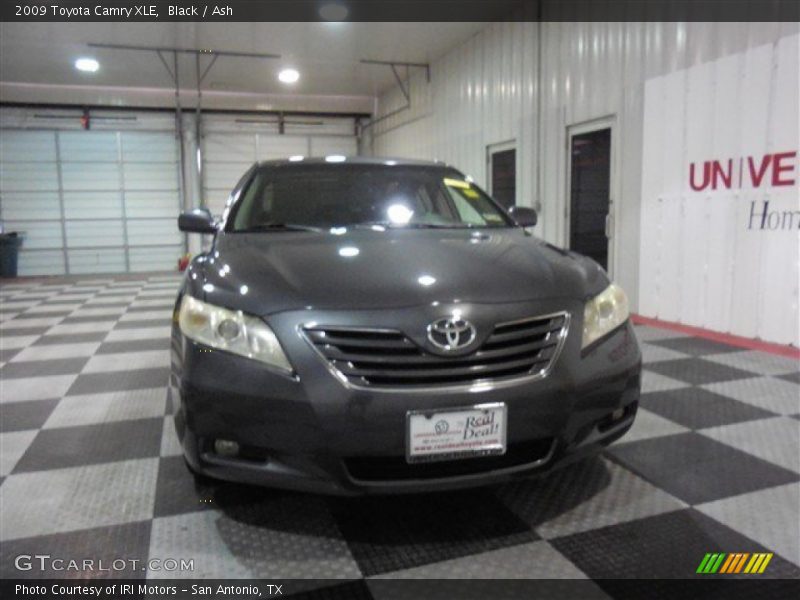 Black / Ash 2009 Toyota Camry XLE