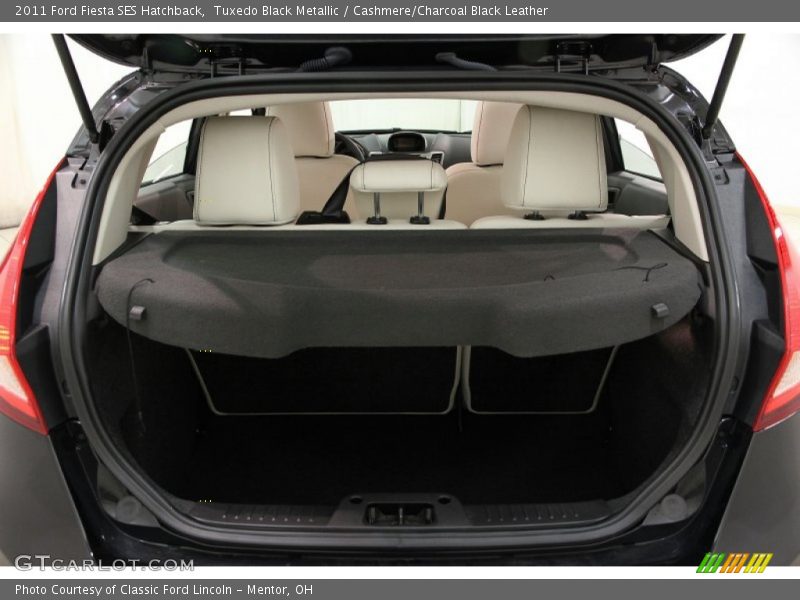 Tuxedo Black Metallic / Cashmere/Charcoal Black Leather 2011 Ford Fiesta SES Hatchback