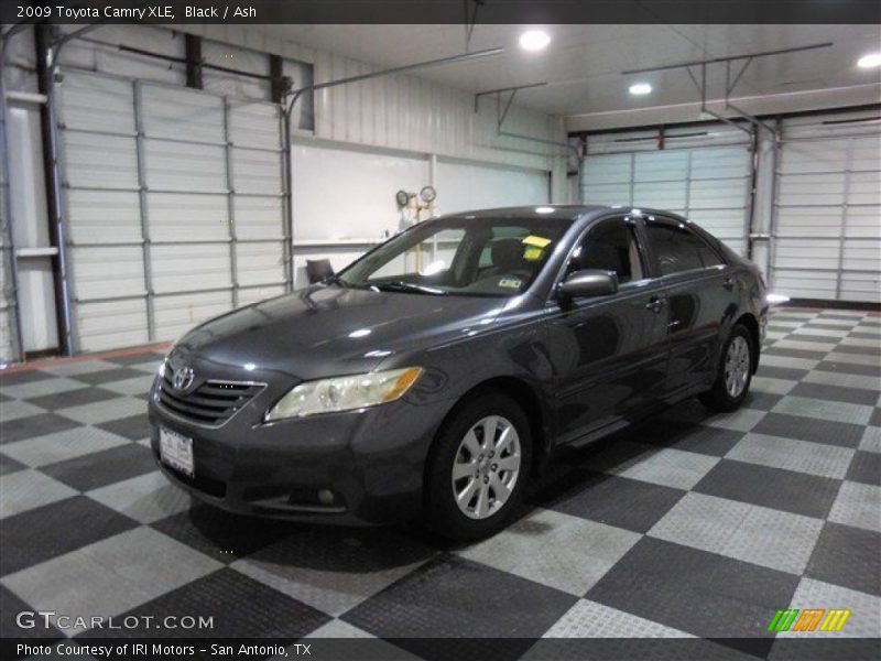 Black / Ash 2009 Toyota Camry XLE