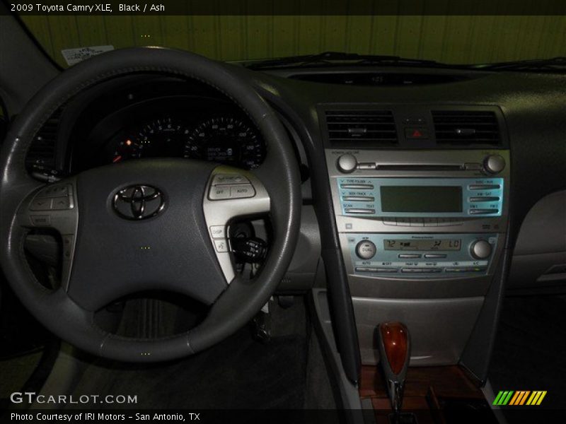 Black / Ash 2009 Toyota Camry XLE