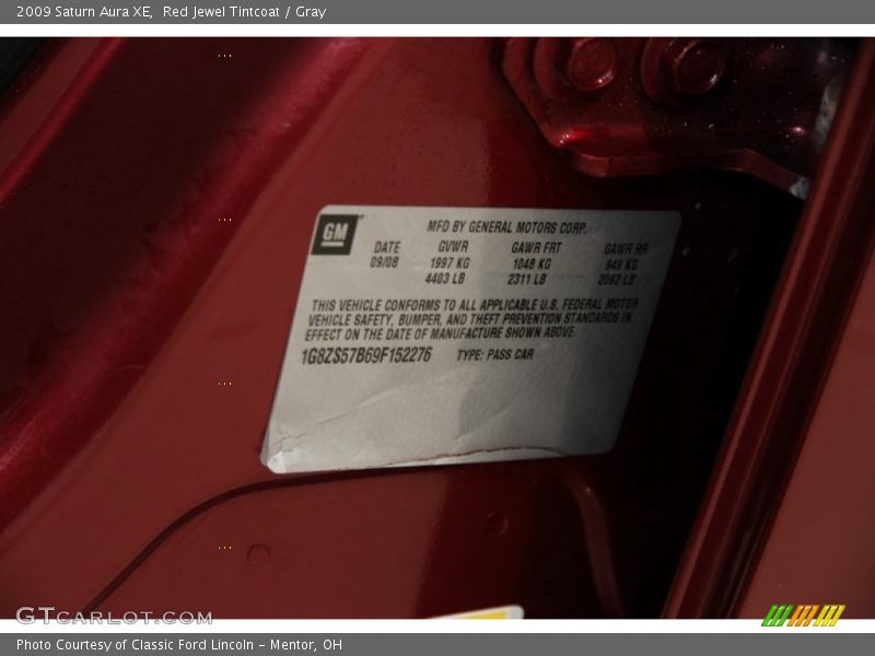 Red Jewel Tintcoat / Gray 2009 Saturn Aura XE