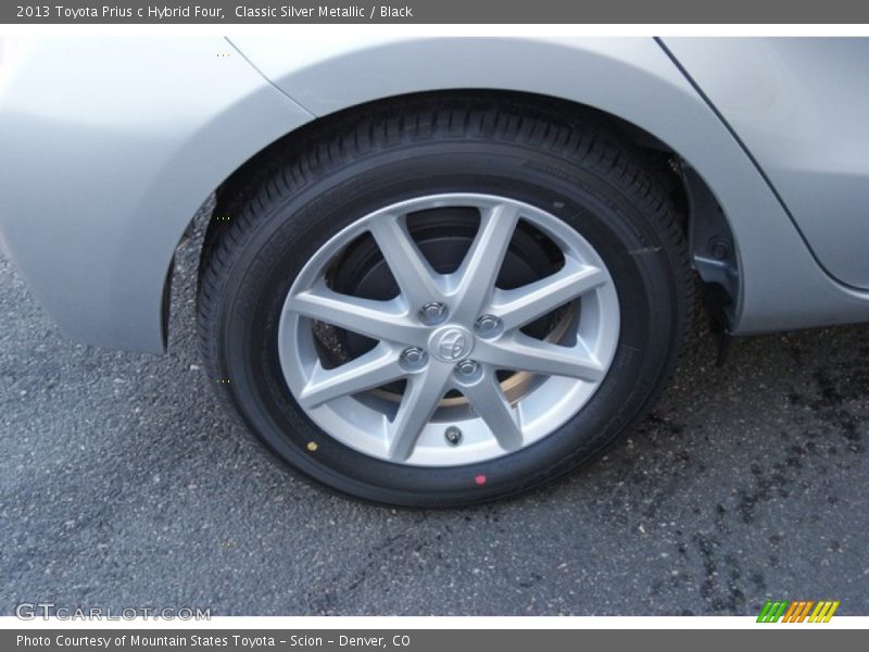 Classic Silver Metallic / Black 2013 Toyota Prius c Hybrid Four