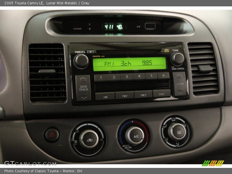 Lunar Mist Metallic / Gray 2005 Toyota Camry LE