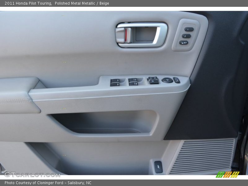 Polished Metal Metallic / Beige 2011 Honda Pilot Touring