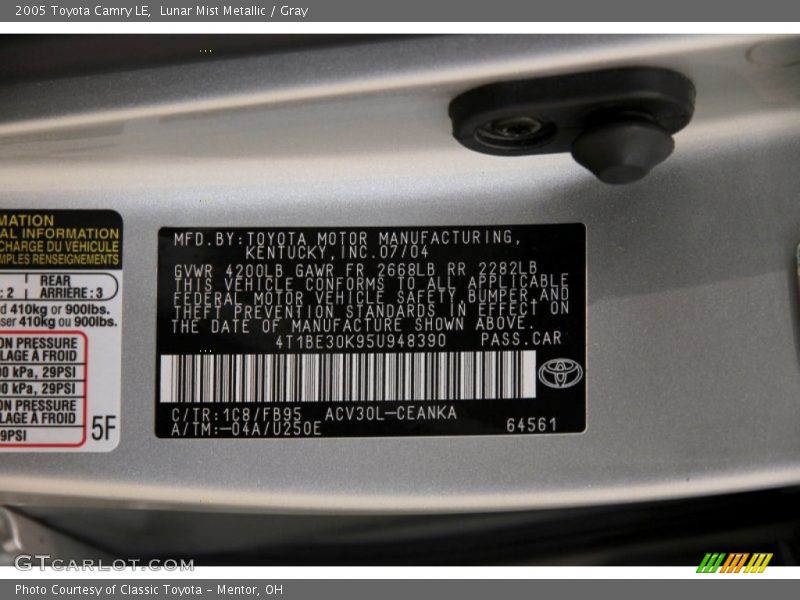 Lunar Mist Metallic / Gray 2005 Toyota Camry LE