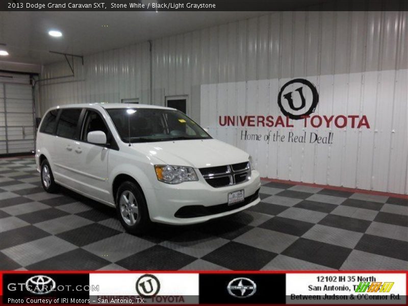 Stone White / Black/Light Graystone 2013 Dodge Grand Caravan SXT