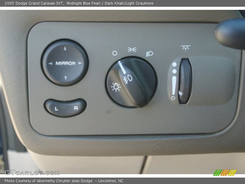 Midnight Blue Pearl / Dark Khaki/Light Graystone 2005 Dodge Grand Caravan SXT