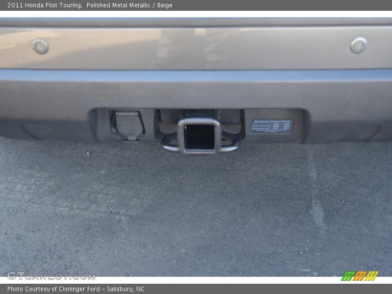 Polished Metal Metallic / Beige 2011 Honda Pilot Touring
