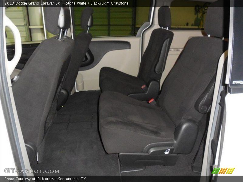 Stone White / Black/Light Graystone 2013 Dodge Grand Caravan SXT