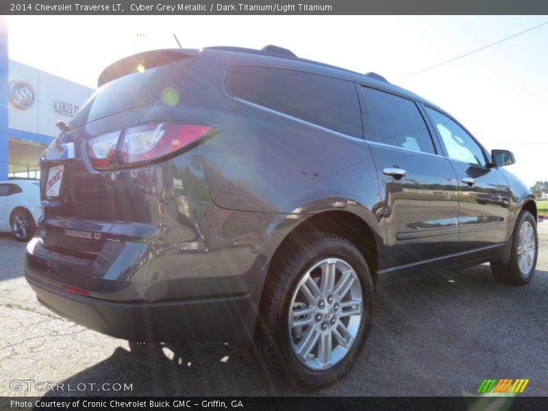Cyber Grey Metallic / Dark Titanium/Light Titanium 2014 Chevrolet Traverse LT